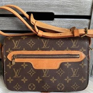 Authentic Vintage Louis Vuitton Saint Germain 23.